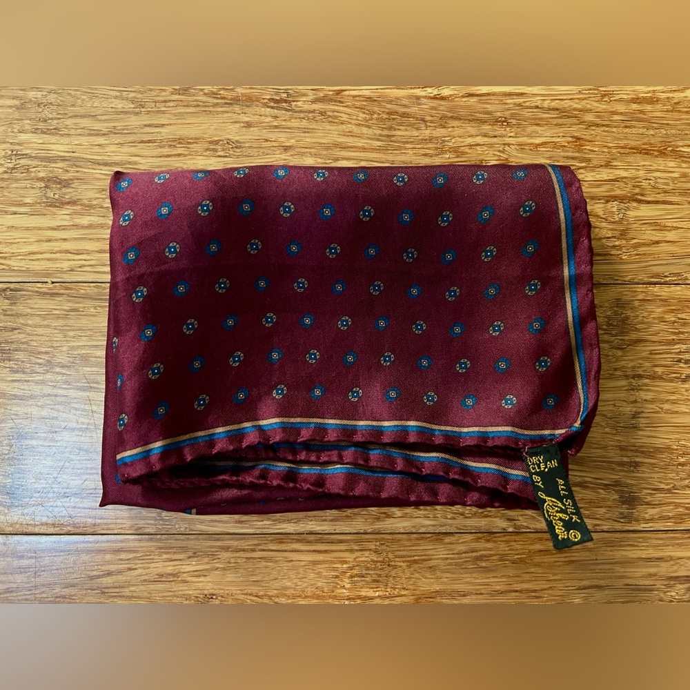 Ashear Vintage Pocket Square Scarf 100% Silk, Hand Rolled, 18.5" Made in Italy - Picture 14 of 16